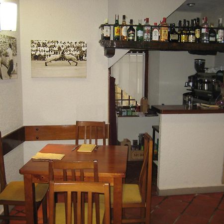 Gurutzeberri Hotel Oiartzun Buitenkant foto