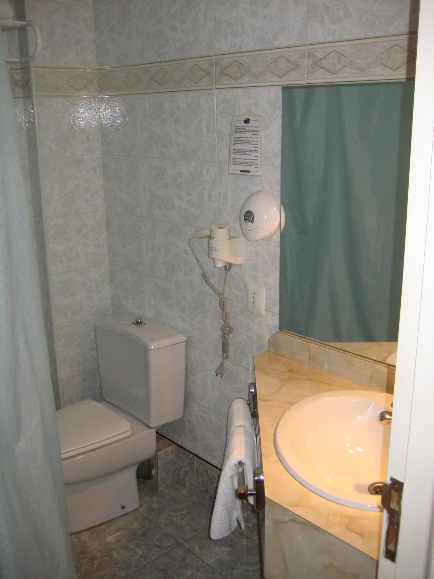 Gurutzeberri Hotel Oiartzun Buitenkant foto