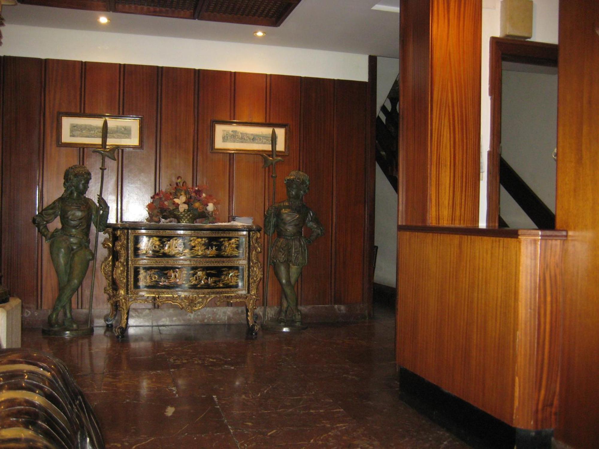 Gurutzeberri Hotel Oiartzun Buitenkant foto